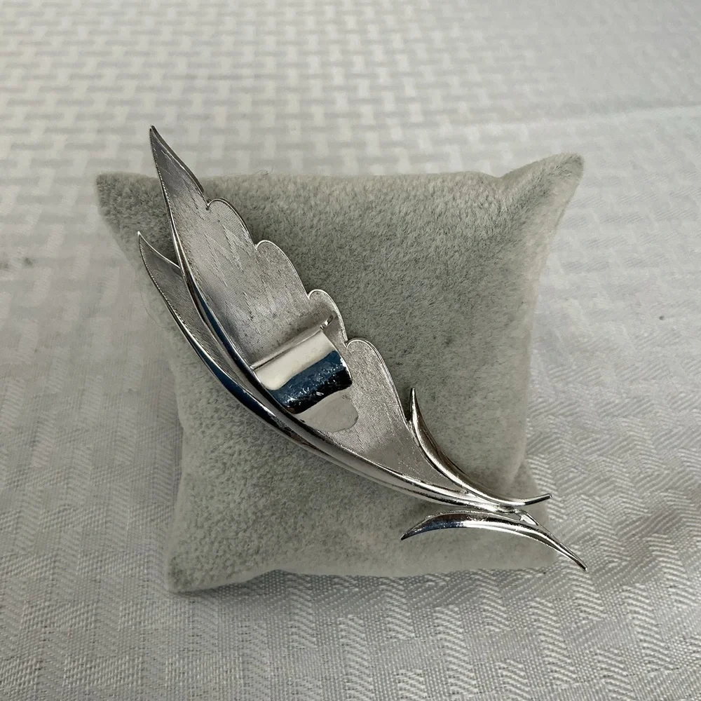 Coro Vintage Pegasus Silver Tone Brooch